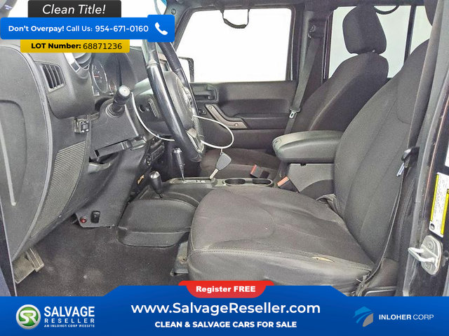 Used 2013 Jeep Wrangler Unlimited Sport AWD/4WD image 9