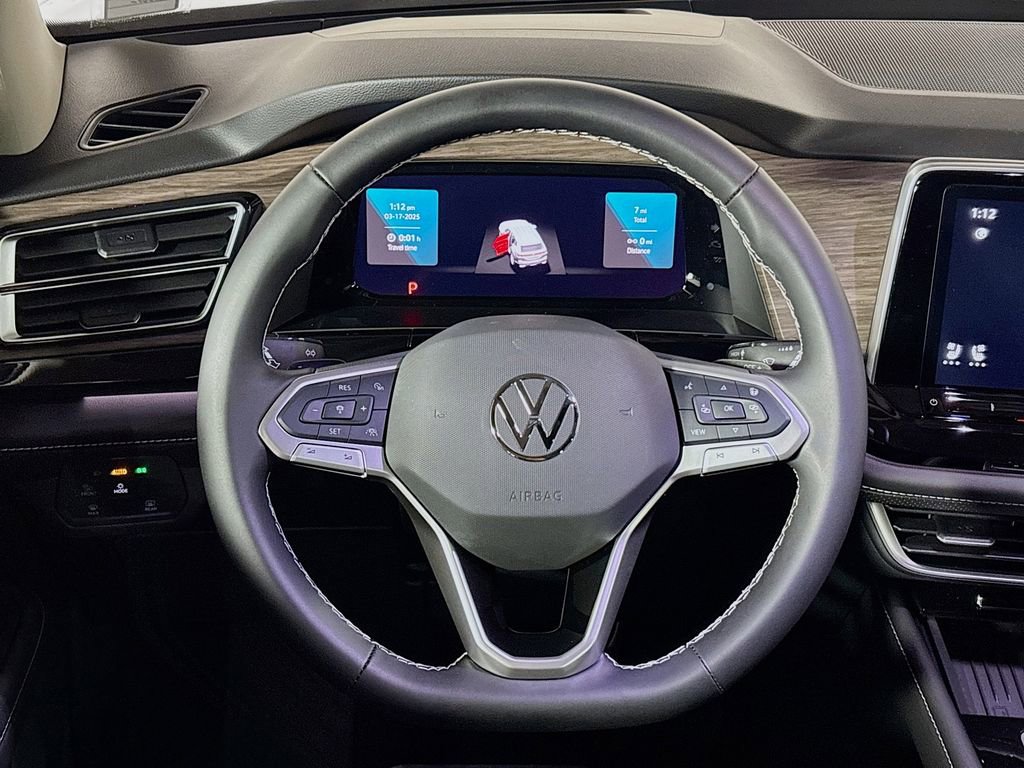 New 2025 Volkswagen Atlas SEL image 13