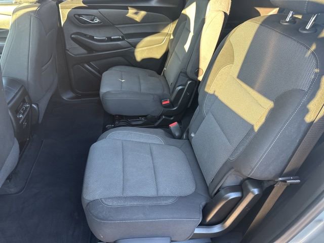 Used 2023 Chevrolet Traverse LT image 25