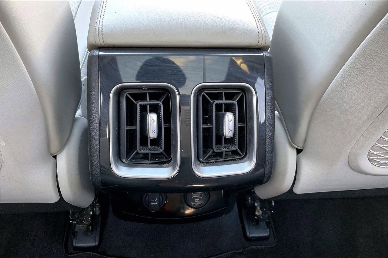 Used 2021 Kia Sorento SX image 18
