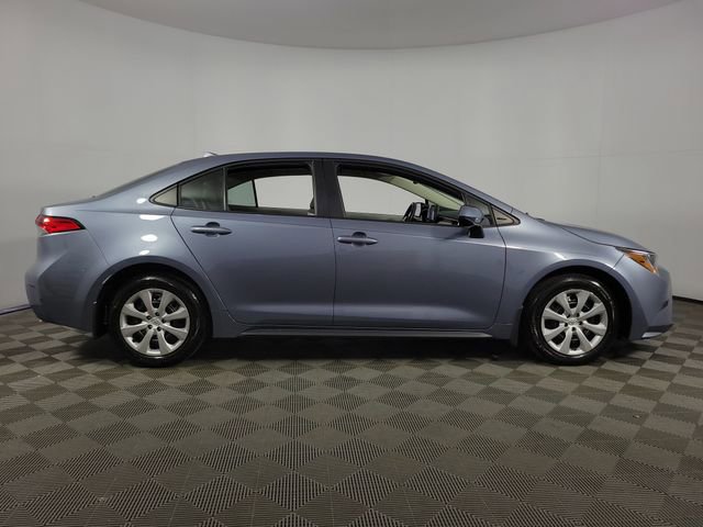 Used 2025 Toyota Corolla LE w/ Convenience Package image 13