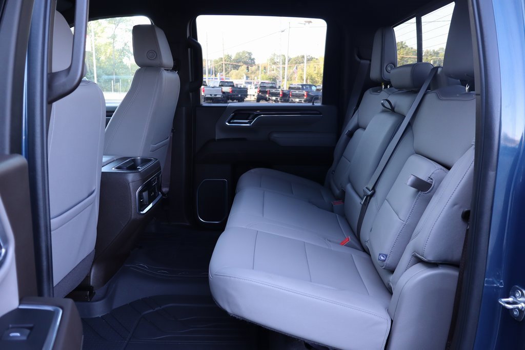 Used 2024 Chevrolet Silverado 2500 LTZ w/ LTZ Premium Package image 21