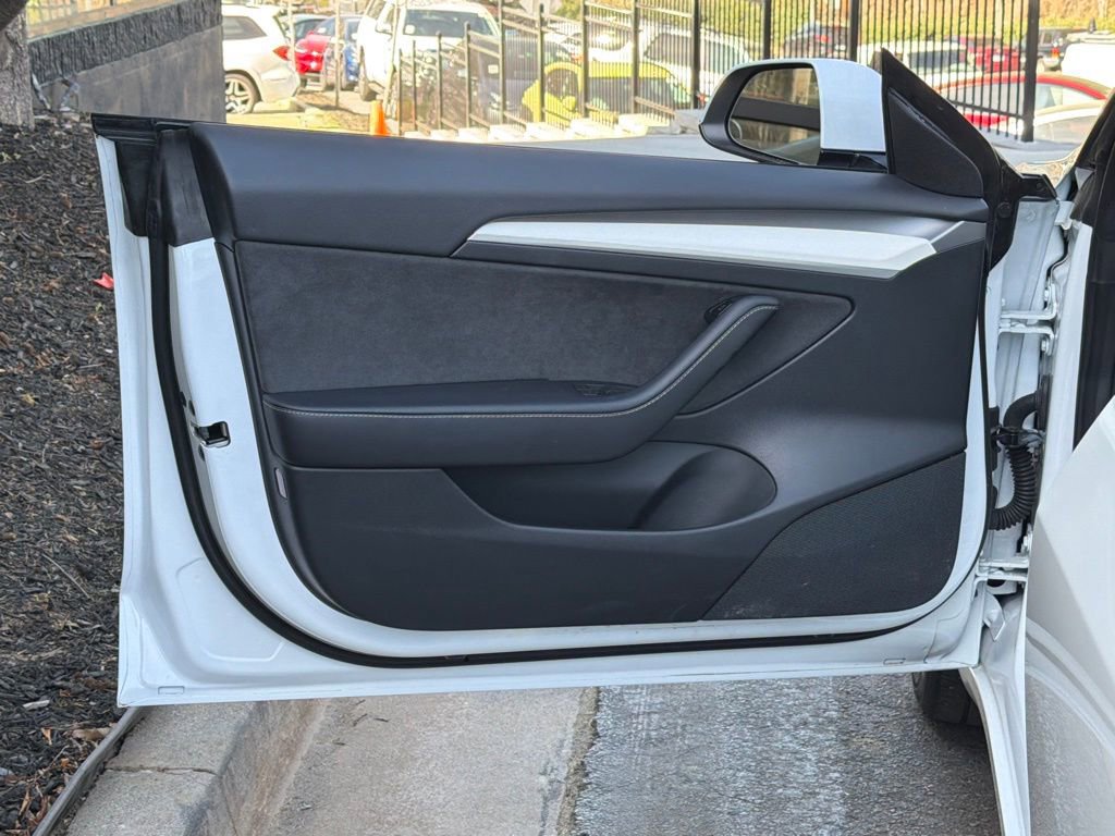 Used 2023 Tesla Model 3 Standard Range RWD image 27