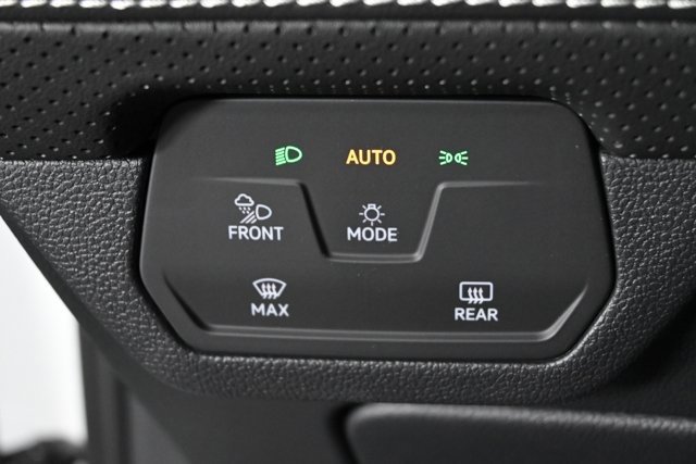 New 2026 Volkswagen Atlas Cross Sport SEL Premium R-Line image 23