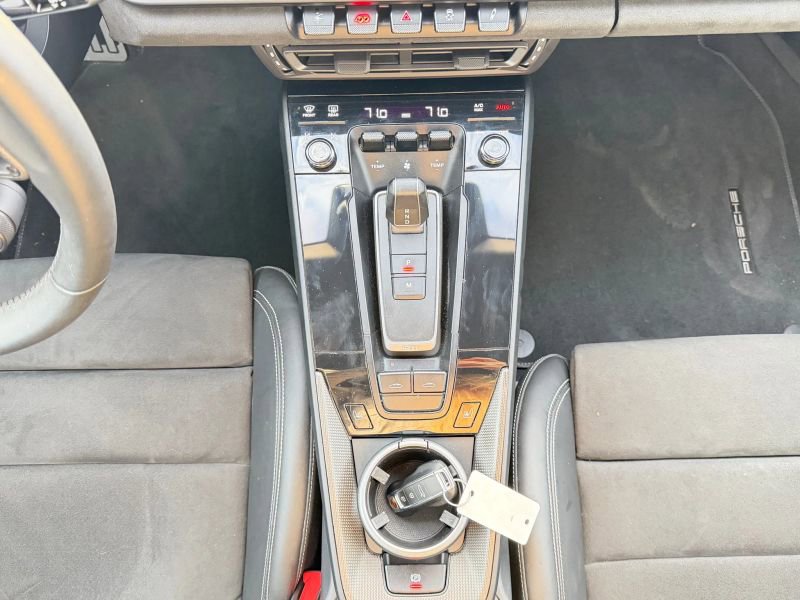 Used 2022 Porsche 911 Targa 4 GTS image 18