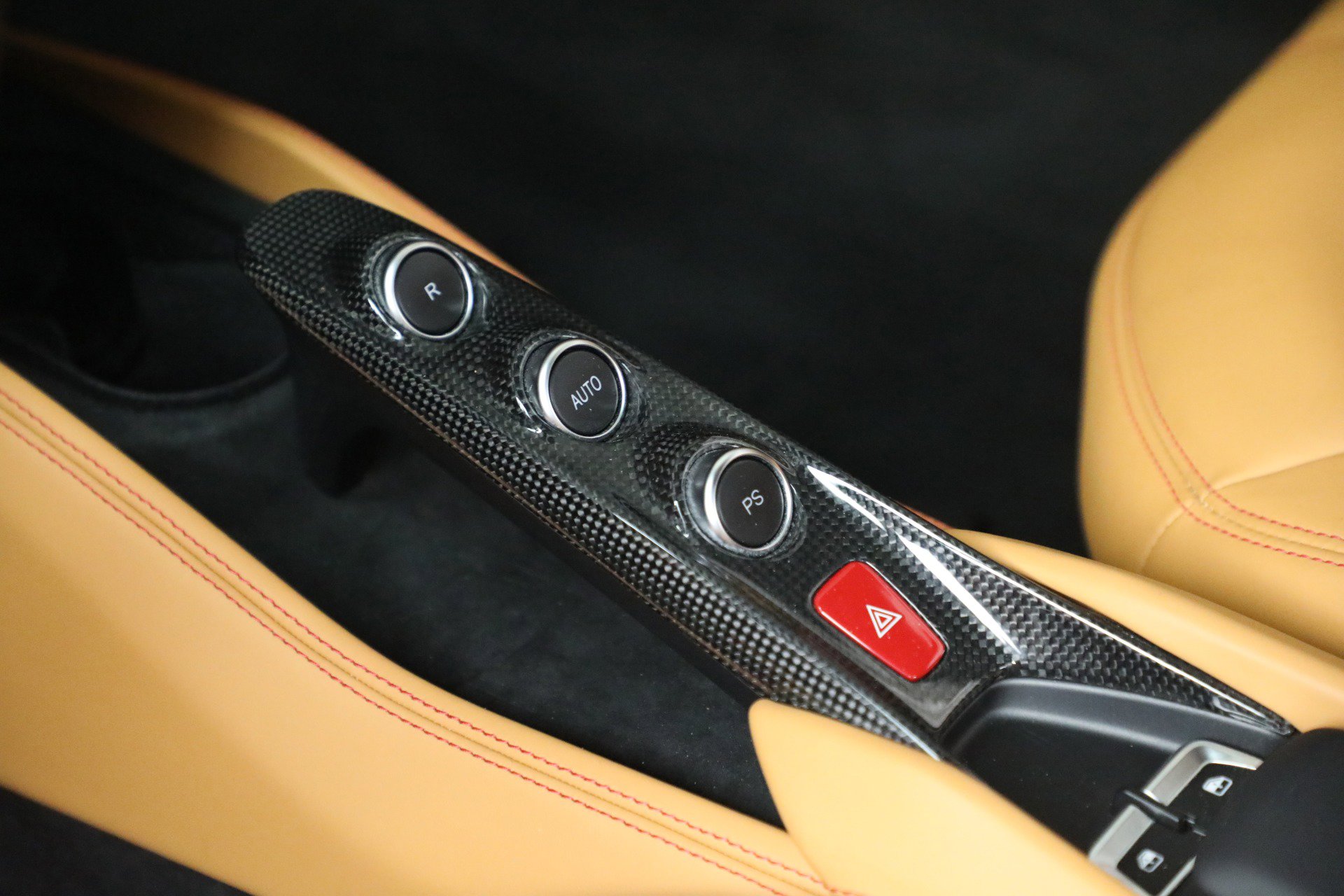 Certified 2020 Ferrari F8 Tributo image 21