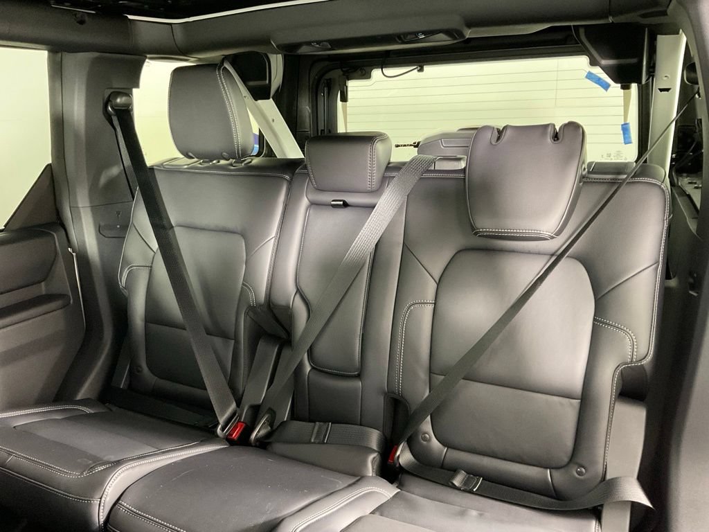 New 2026 Ford Bronco Outer Banks AWD/4WD image 16