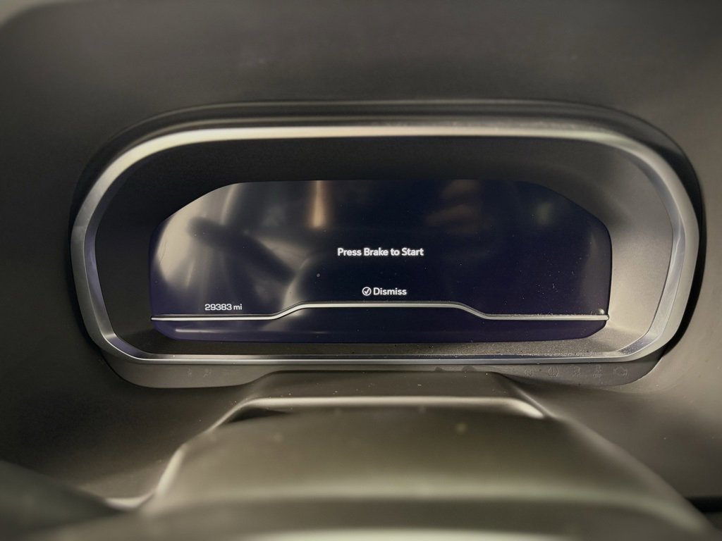 Used 2023 GMC Yukon XL SLT w/ SLT Premium Package image 24