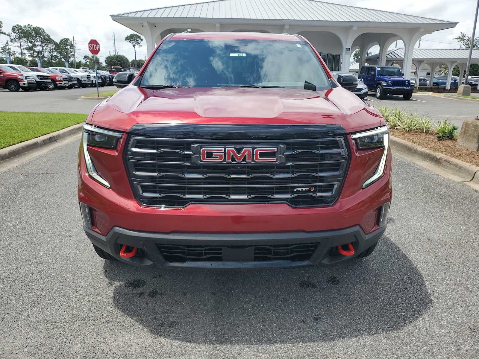 New 2026 GMC Acadia AT4 w/ Luxury Package AWD/4WD image 9