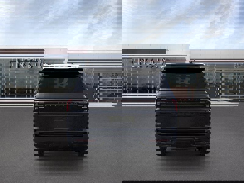 New 2025 Lincoln Navigator L Reserve image 6