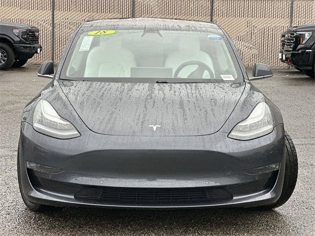 Used 2018 Tesla Model 3 Performance image 2