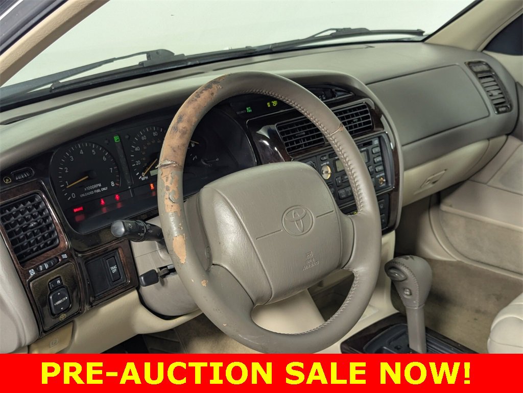 Used 1999 Toyota Avalon XL image 11
