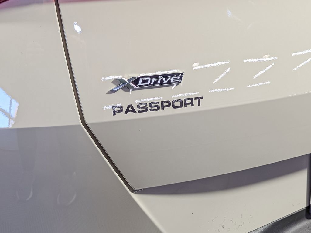 Used 2025 BMW X3 xDrive30i w/ Convenience Package image 11