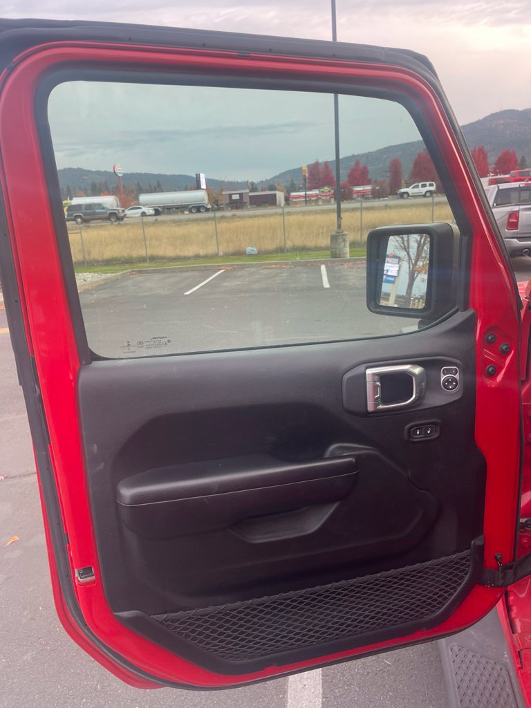 Certified 2020 Jeep Gladiator Sport w/ Quick Order Package 24S AWD/4WD image 10