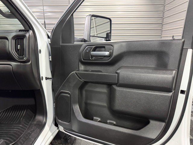 Used 2024 Chevrolet Silverado 2500 Custom w/ Custom Value Package image 33