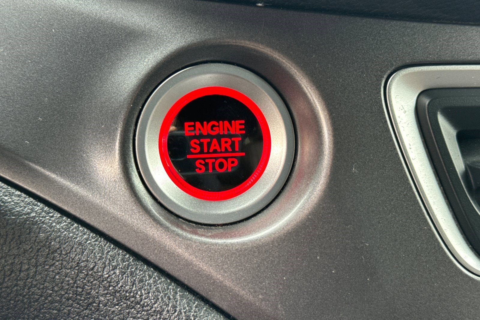 Certified 2025 Honda Passport EX-L image 34