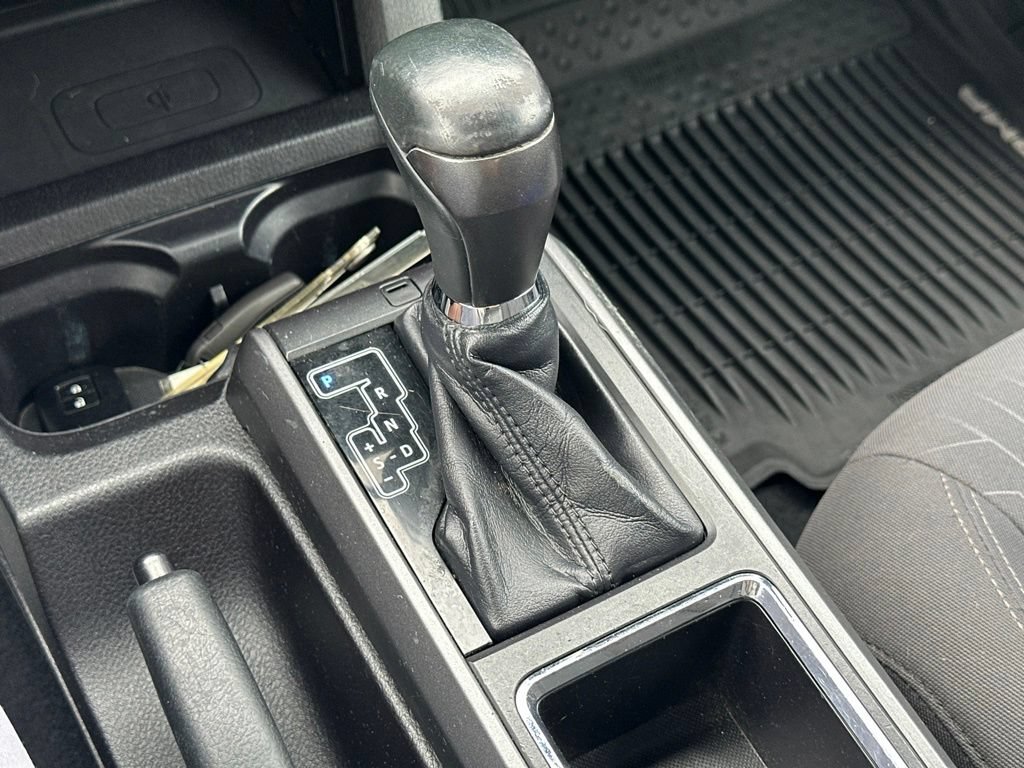 Used 2016 Toyota Tacoma TRD Sport w/ Towing Package AWD/4WD image 26
