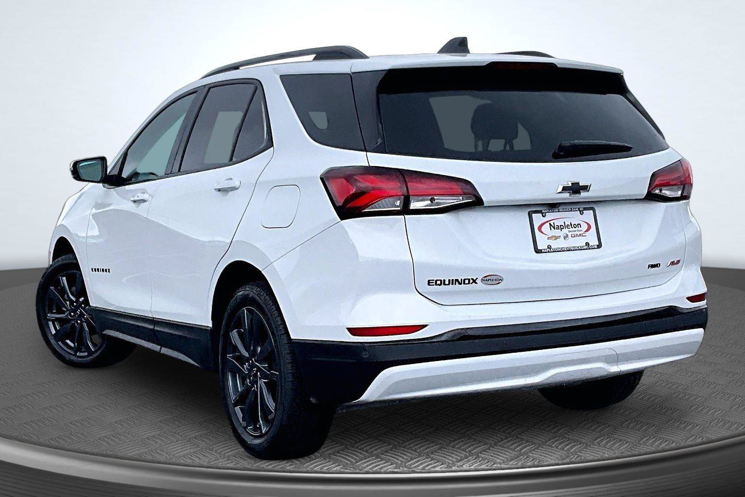 Used 2024 Chevrolet Equinox RS w/ RS Leather Package AWD/4WD image 14