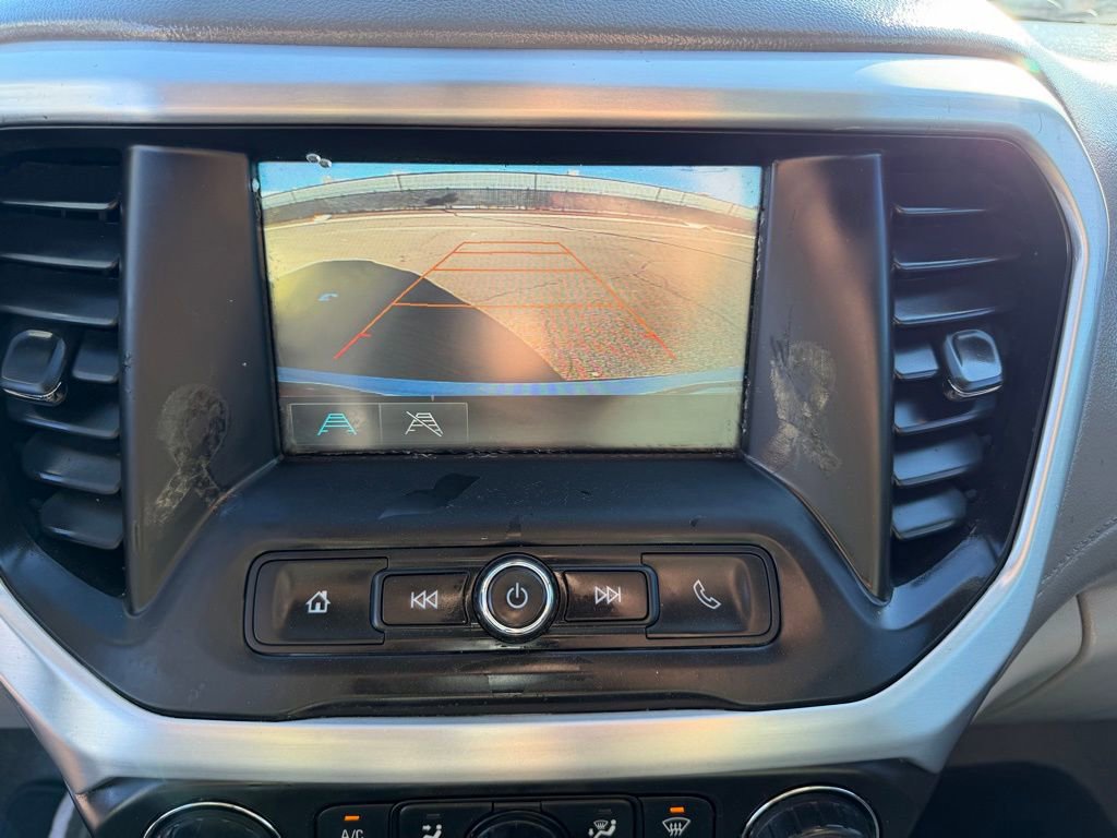 Used 2018 GMC Acadia SLE image 36