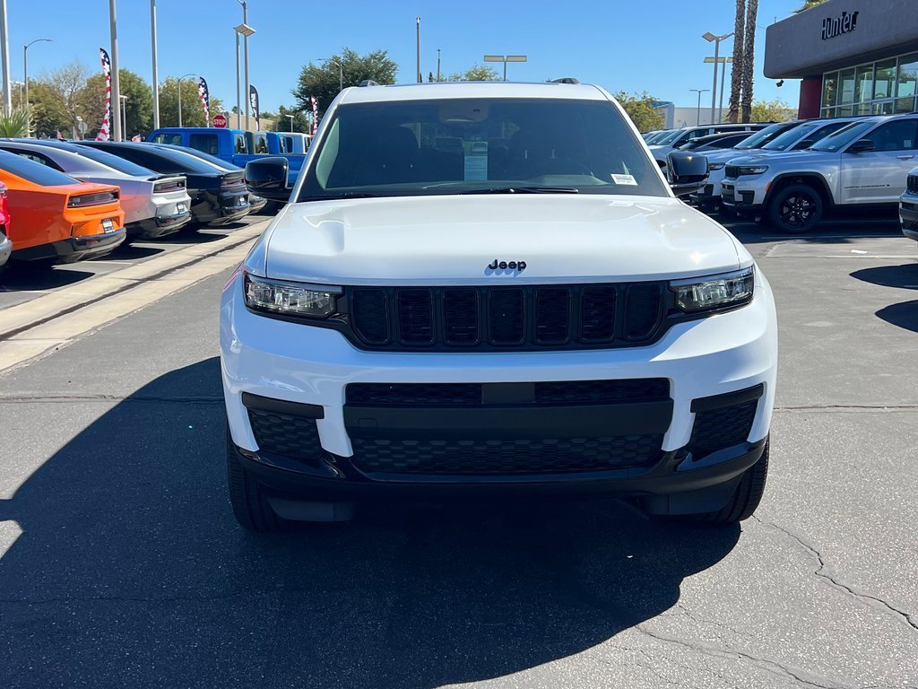 New 2025 Jeep Grand Cherokee L Altitude image 7