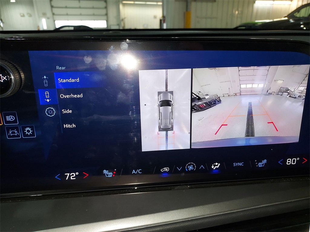 Used 2025 Chevrolet Traverse LT w/ Midnight/Sport Edition image 23