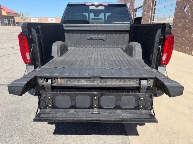Used 2023 GMC Sierra 1500 AT4 w/ AT4 Premium Package AWD/4WD image 7