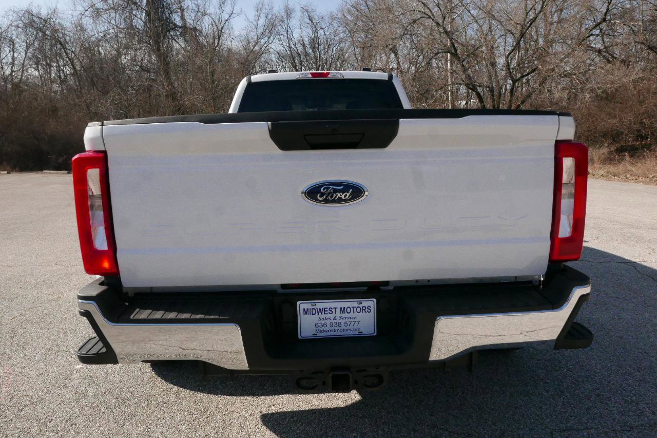 Used 2023 Ford F350 XLT image 28
