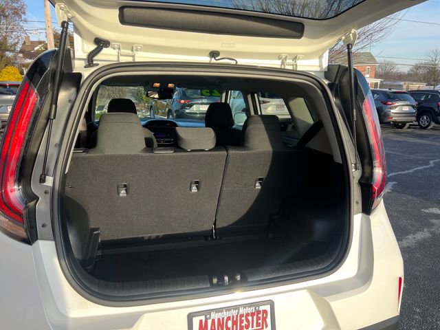 Used 2023 Kia Soul S image 14