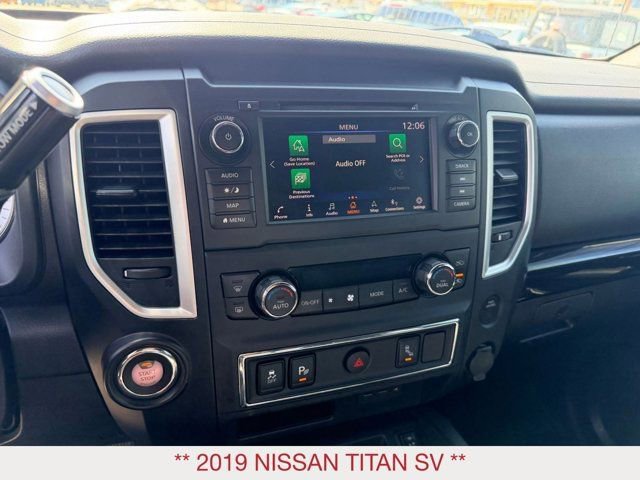 Used 2019 Nissan Titan SV w/ SV Convenience Package image 26