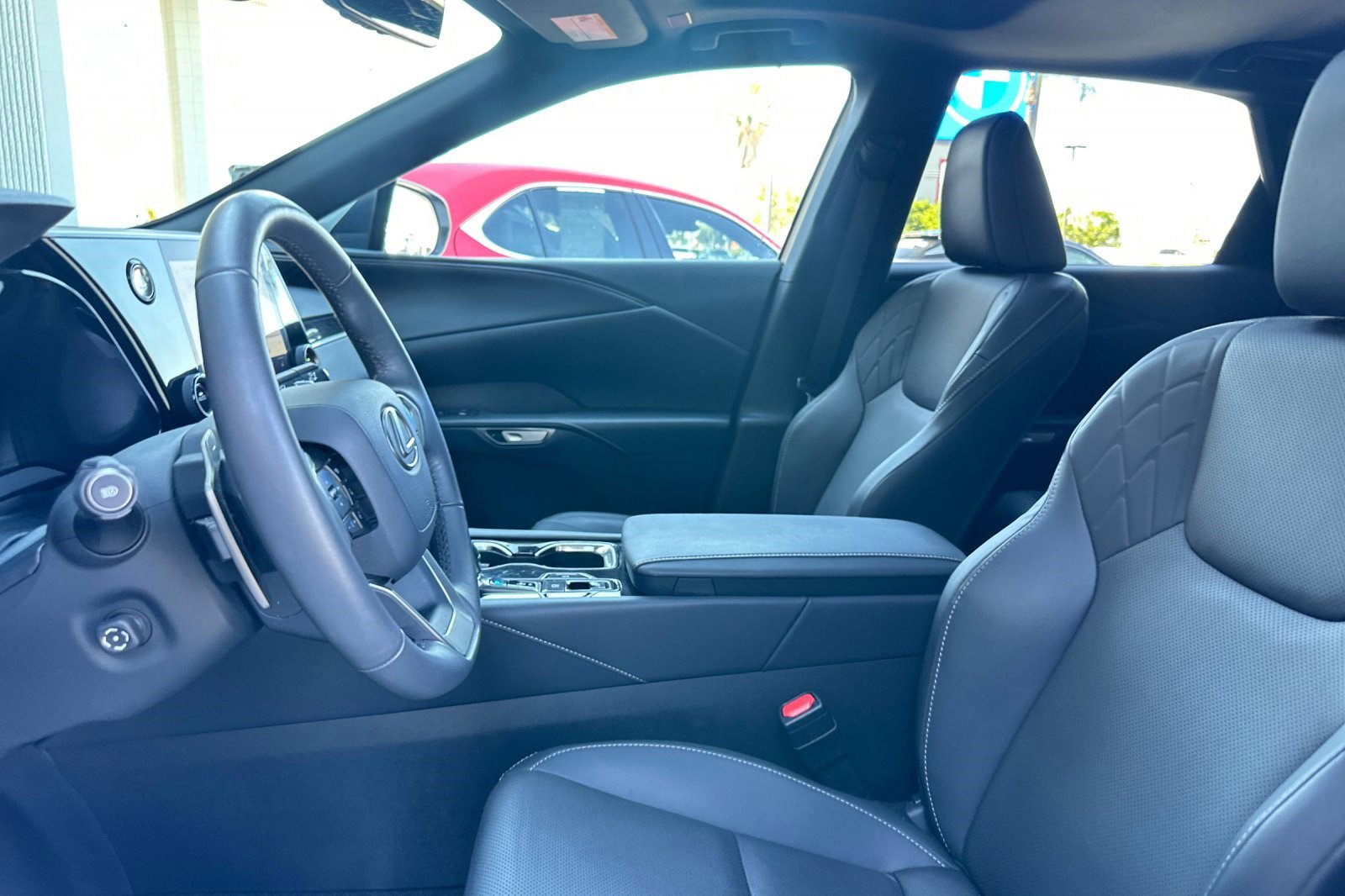 Used 2024 Lexus RX 350 FWD w/ Technology Package image 23