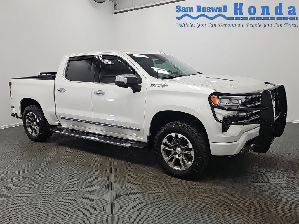 Used 2024 Chevrolet Silverado 1500 High Country w/ Technology Package AWD/4WD image 1