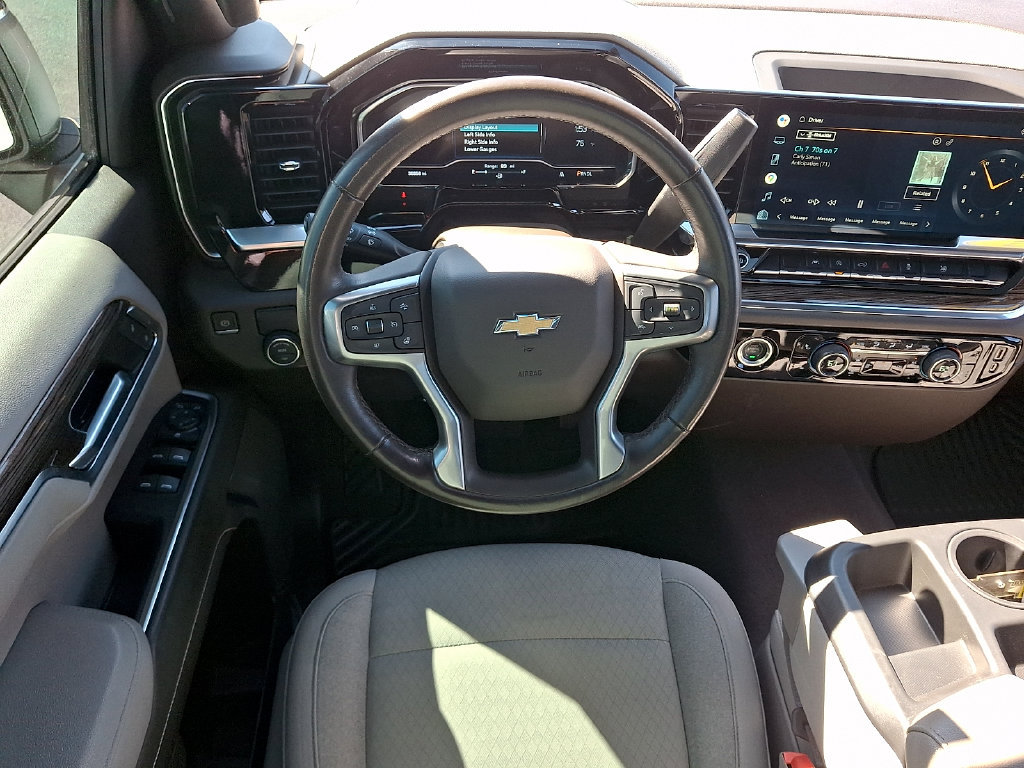 Used 2022 Chevrolet Silverado 1500 LT RWD image 11