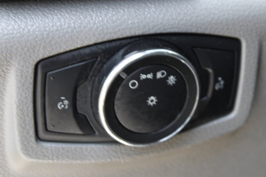 Used 2017 Ford F450 XL w/ Power Equipment Group image 19