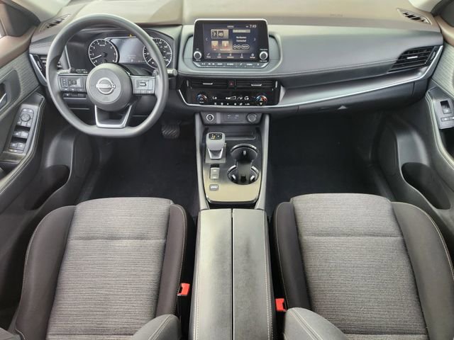 Certified 2022 Nissan Rogue SV image 23