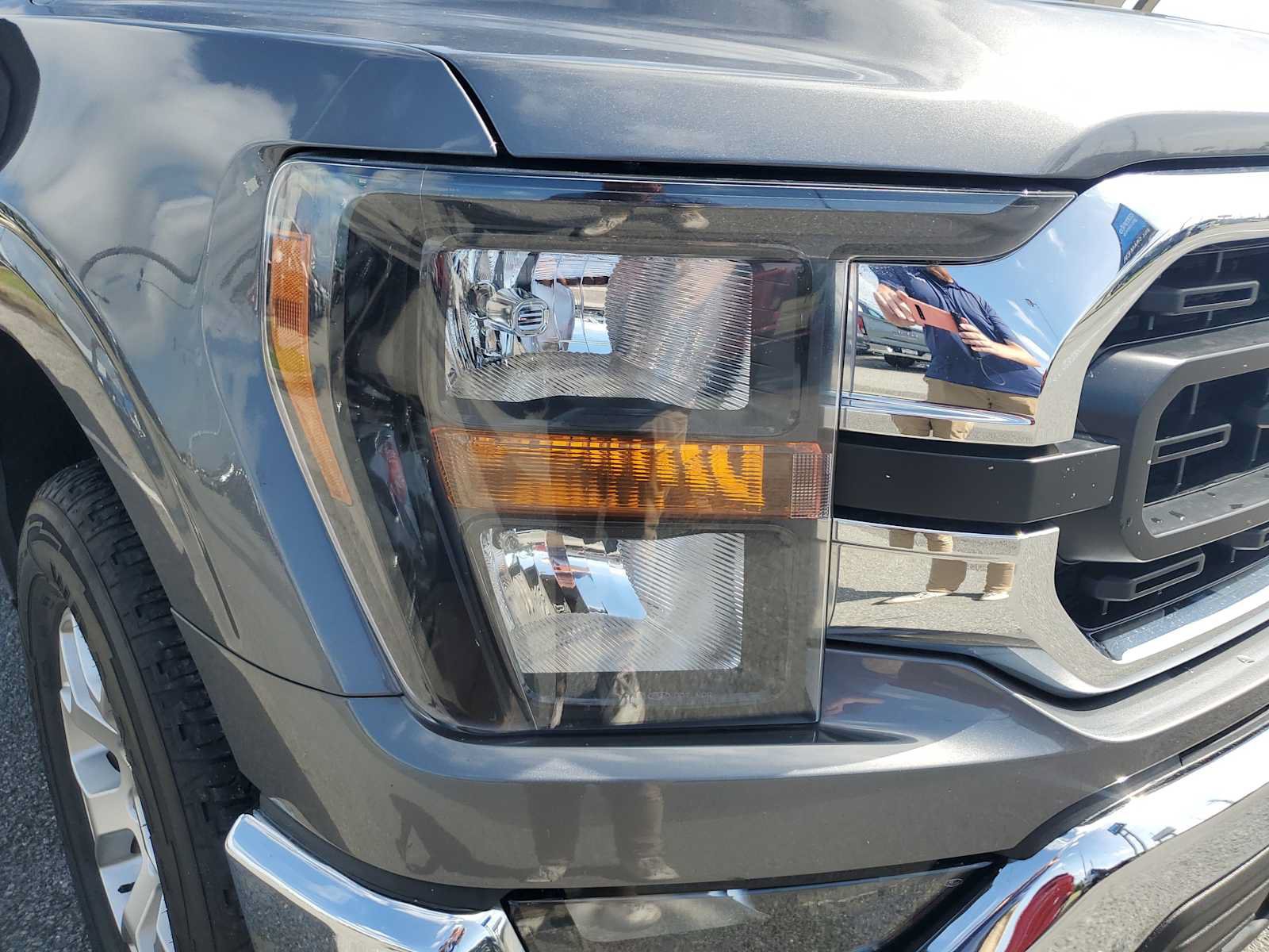 Used 2023 Ford F150 XLT AWD/4WD image 11