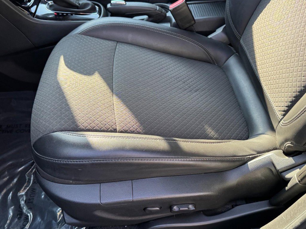Used 2019 Buick Encore Preferred image 21