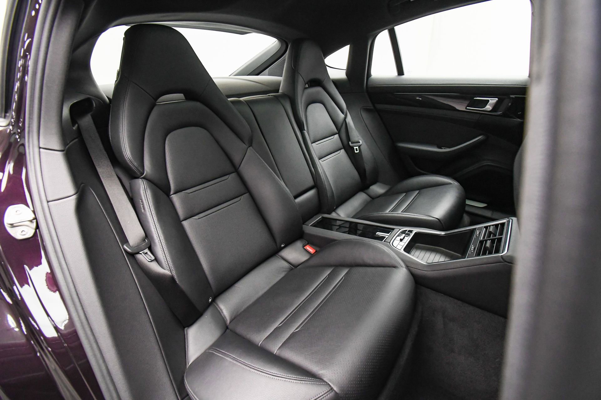 Used 2022 Porsche Panamera 4S image 49