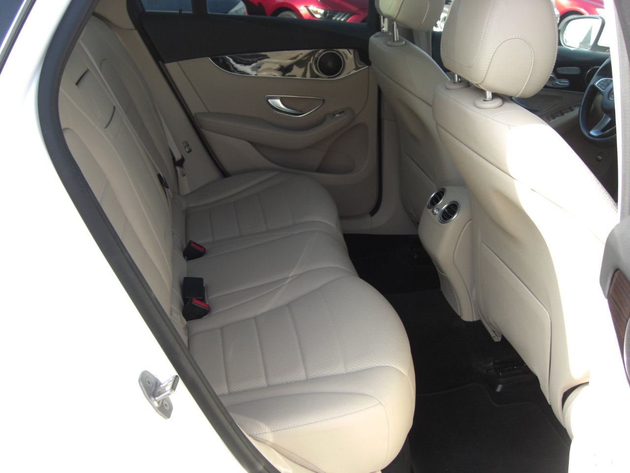 Used 2017 Mercedes-Benz GLC 300 image 18