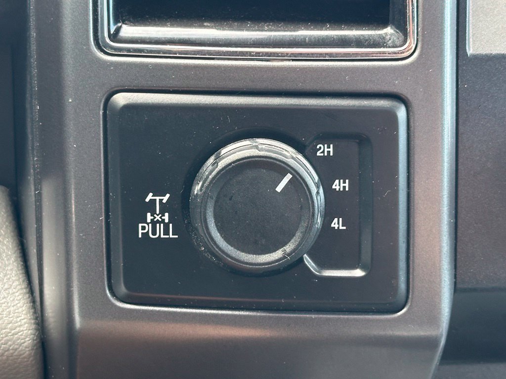 Used 2019 Ford F150 XLT w/ Equipment Group 302A Luxury AWD/4WD image 14