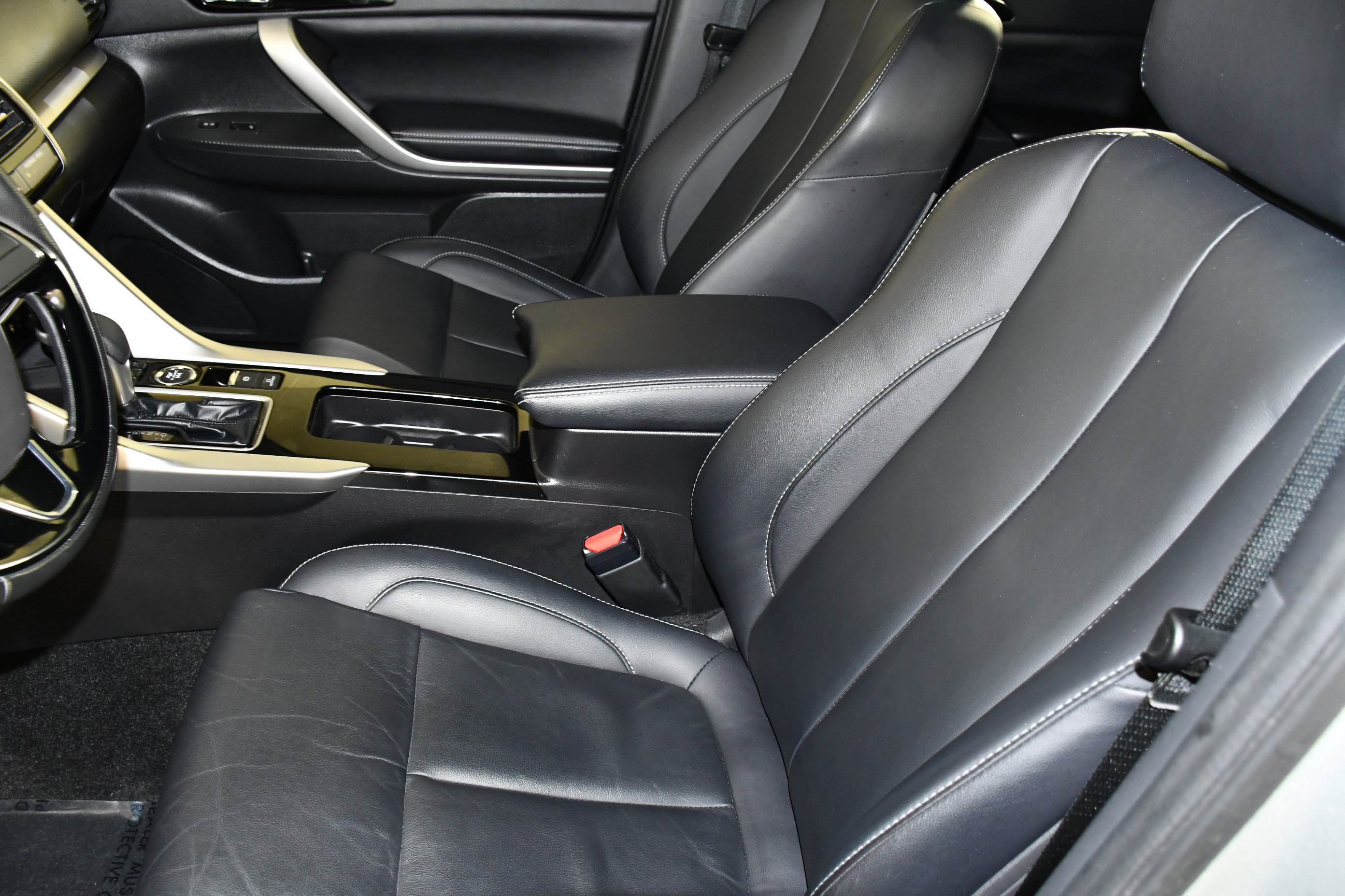 Used 2023 Mitsubishi Eclipse Cross SEL AWD/4WD image 37