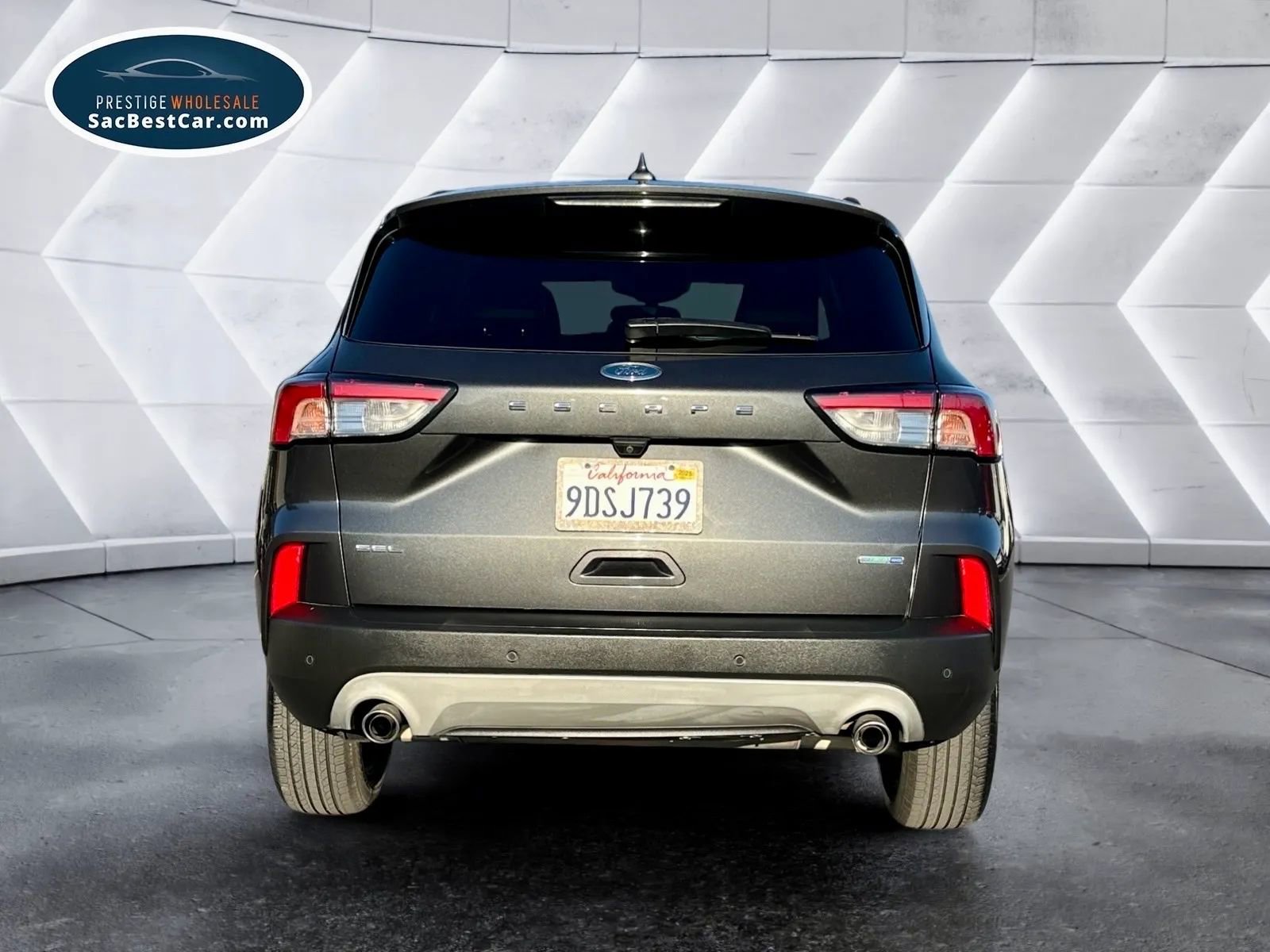 Used 2020 Ford Escape SEL image 7