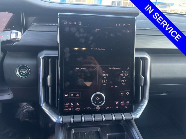 Used 2024 GMC Acadia Elevation FWD image 10
