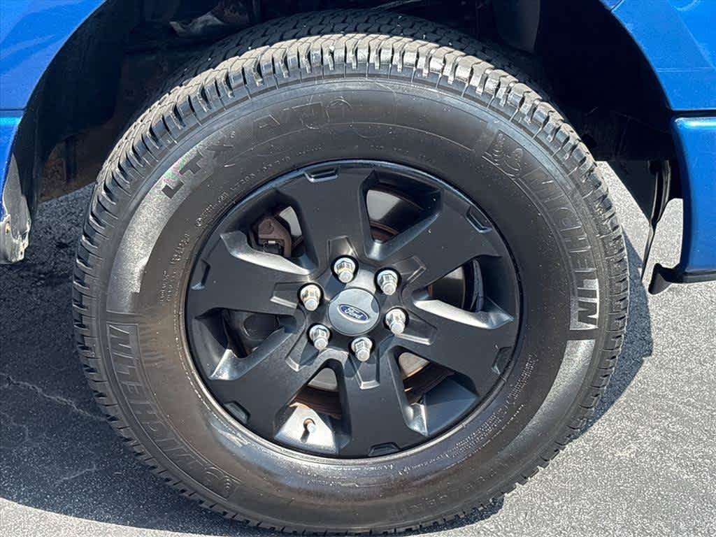 Used 2013 Ford F150 STX w/ Mid Equipment Group AWD/4WD image 32