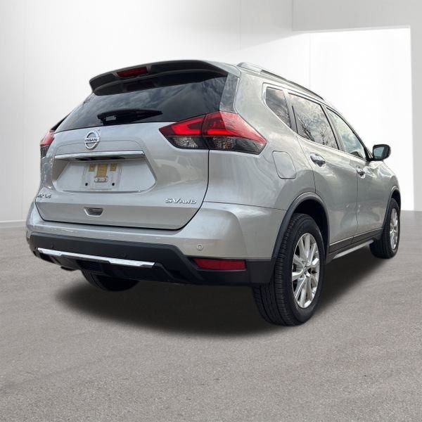 Used 2020 Nissan Rogue SV image 4