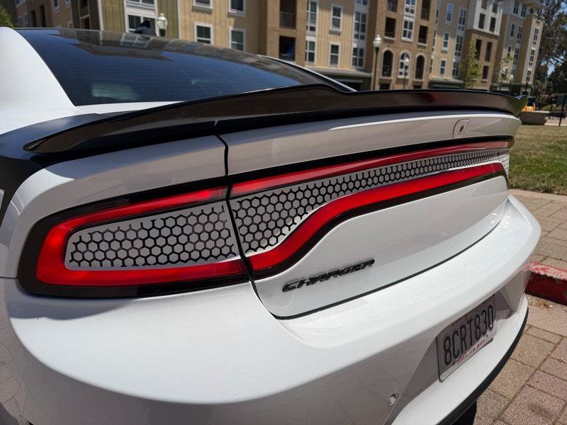 Used 2018 Dodge Charger R/T RWD image 23