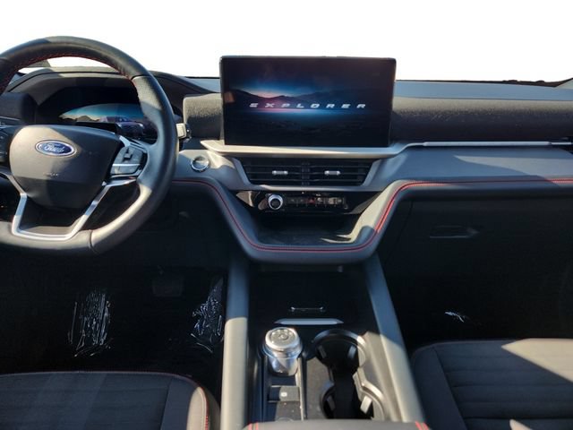 Used 2025 Ford Explorer ST-Line AWD/4WD image 12