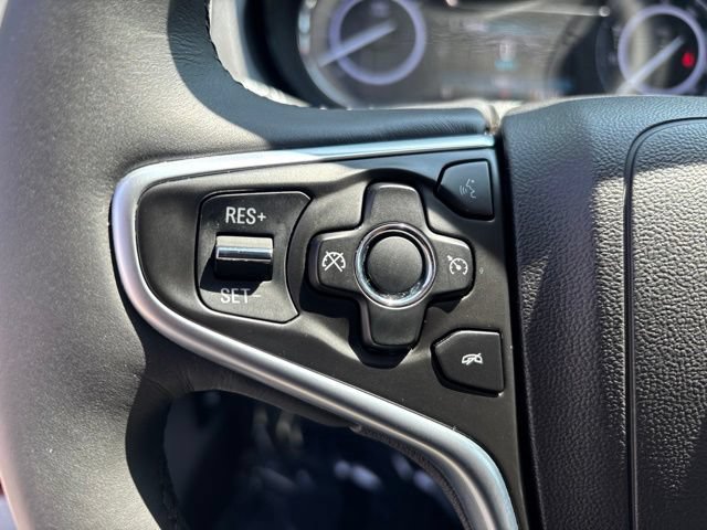 Used 2015 Buick Regal AWD image 16