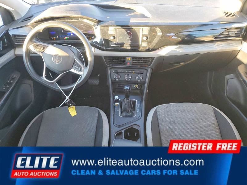 Used 2022 Volkswagen Taos S image 16
