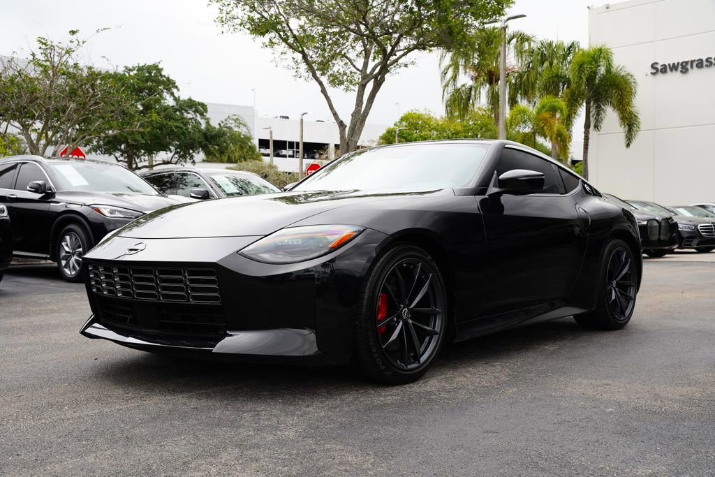 Used 2024 Nissan Z Performance w/ Floor Mat Package RWD image 3