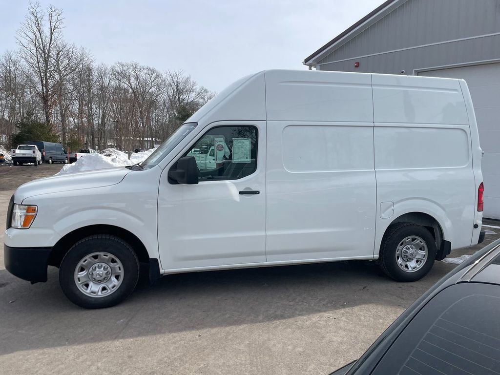 Used 2021 Nissan NV 2500 SV image 9